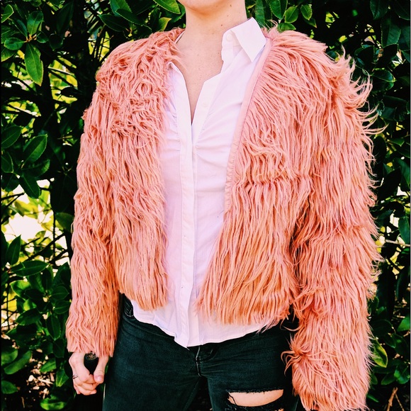 ZAFUL PINK FUZZY JACKET - Picture 2 of 3